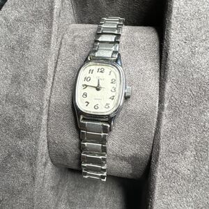 Vintage Timex BA Cell Silver Tone 17x20mm Quartz Watch Expandable Band